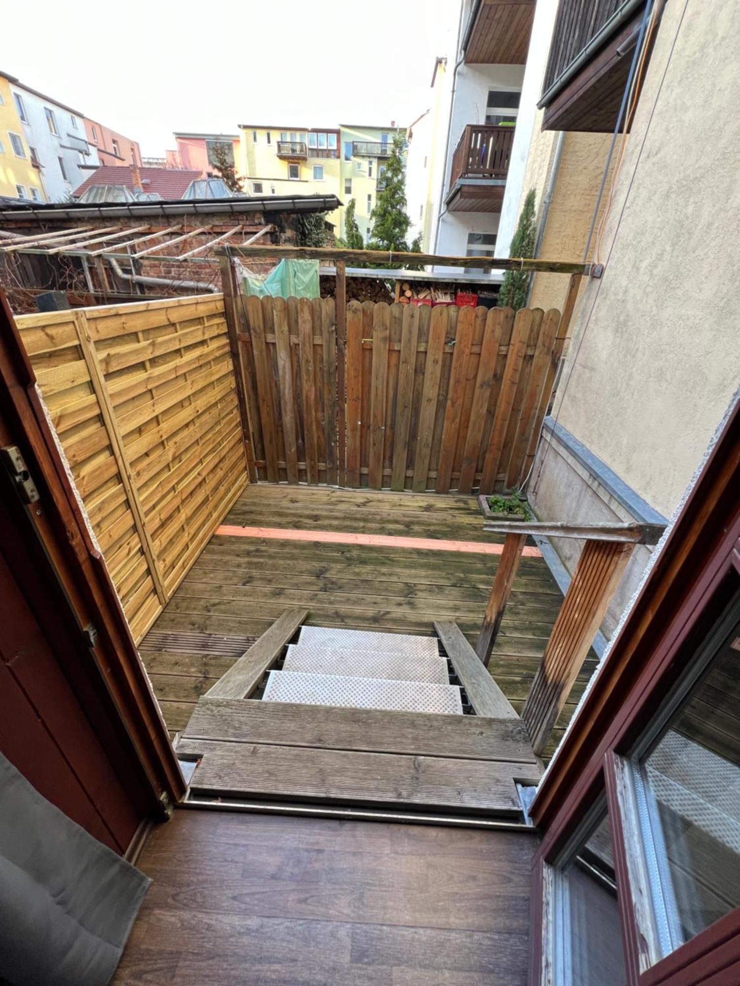 Apartment Humboldt 3 Schlafzimmer,Wifi, Netflix Parken, Terrasse, Klimatisiert, Naehe Zentrum Jena Eksteriør bilde